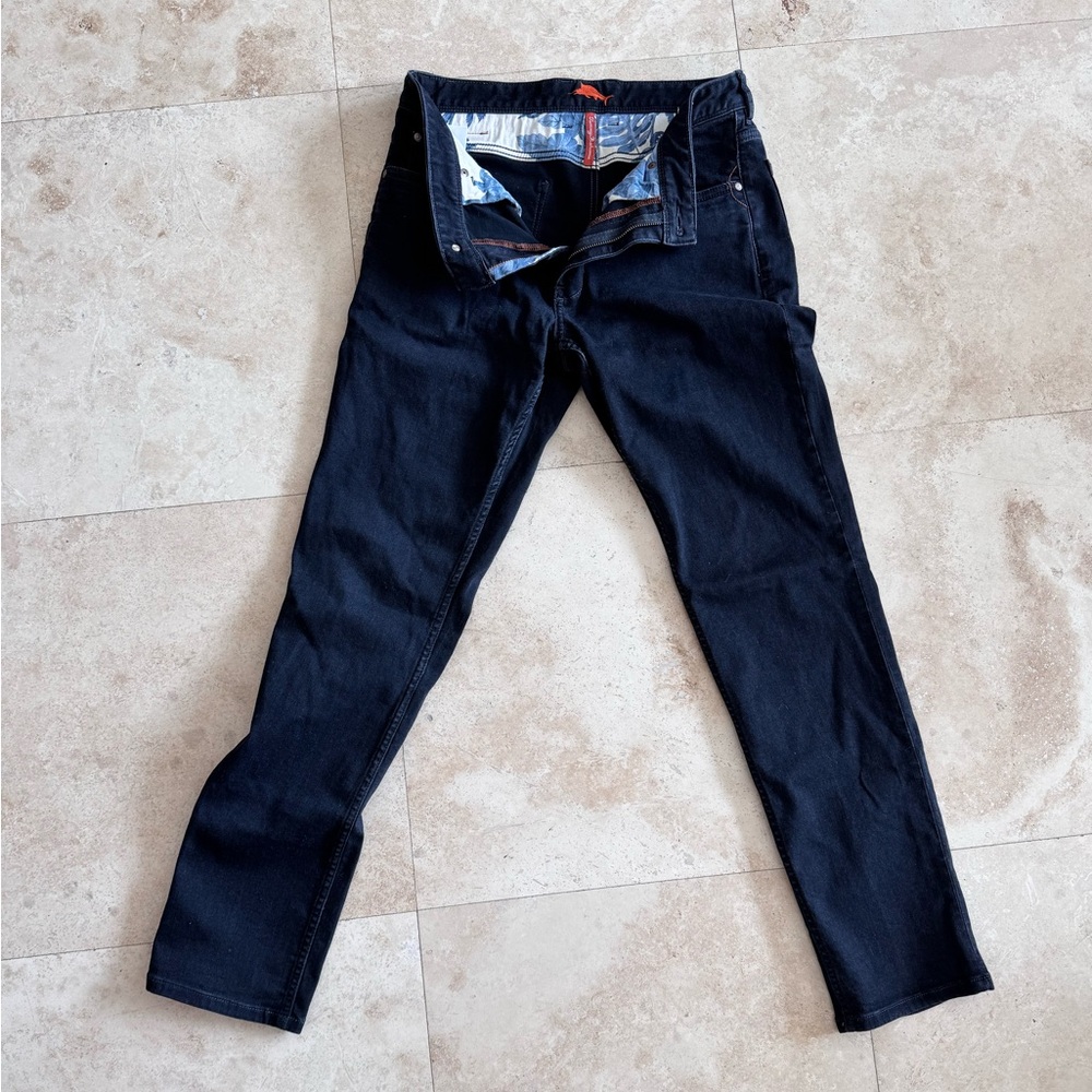 Tommy Bahama Men’s black jeans  32 x 32